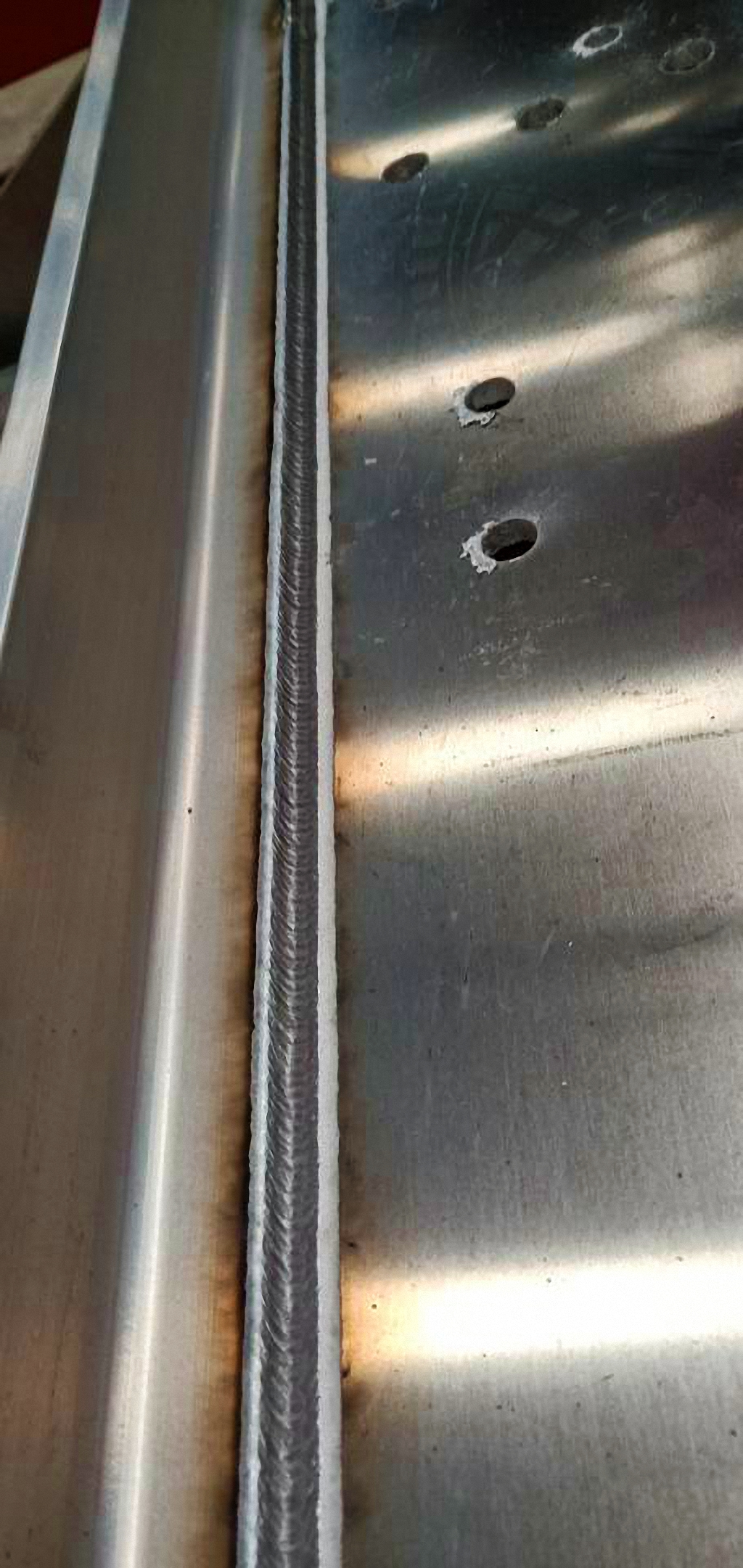 Aluminum alloy truss/T beam welding machine