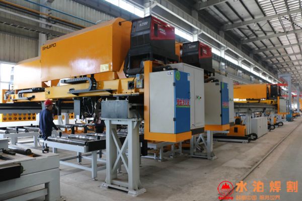 New type of girder welding production line